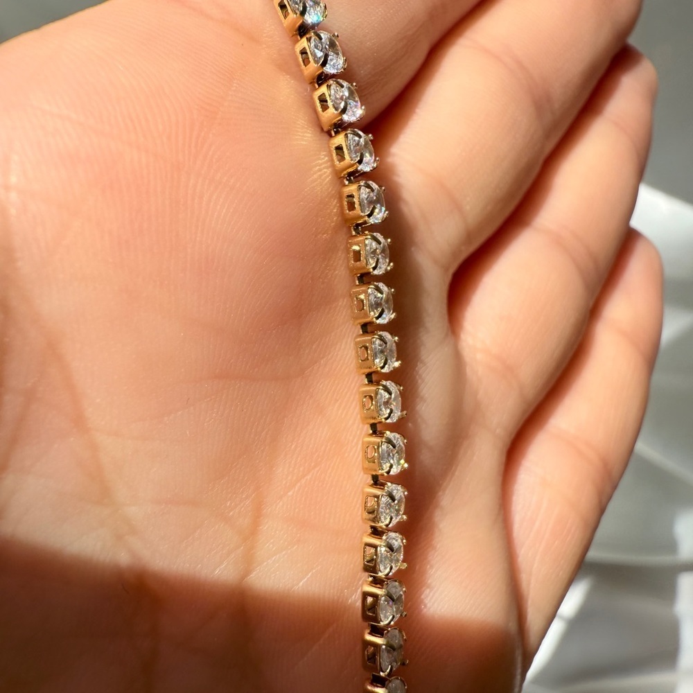 Wholesale ZIRCON Gold Tennis Bracelet - Picture 12 of 14